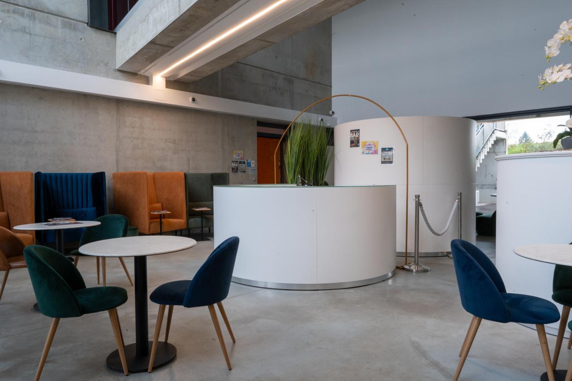 Le B Complexe Hotel Lozanne 外观 照片