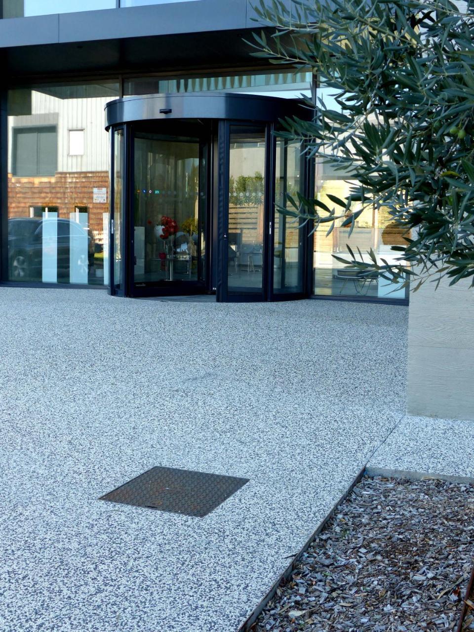 Le B Complexe Hotel Lozanne 外观 照片